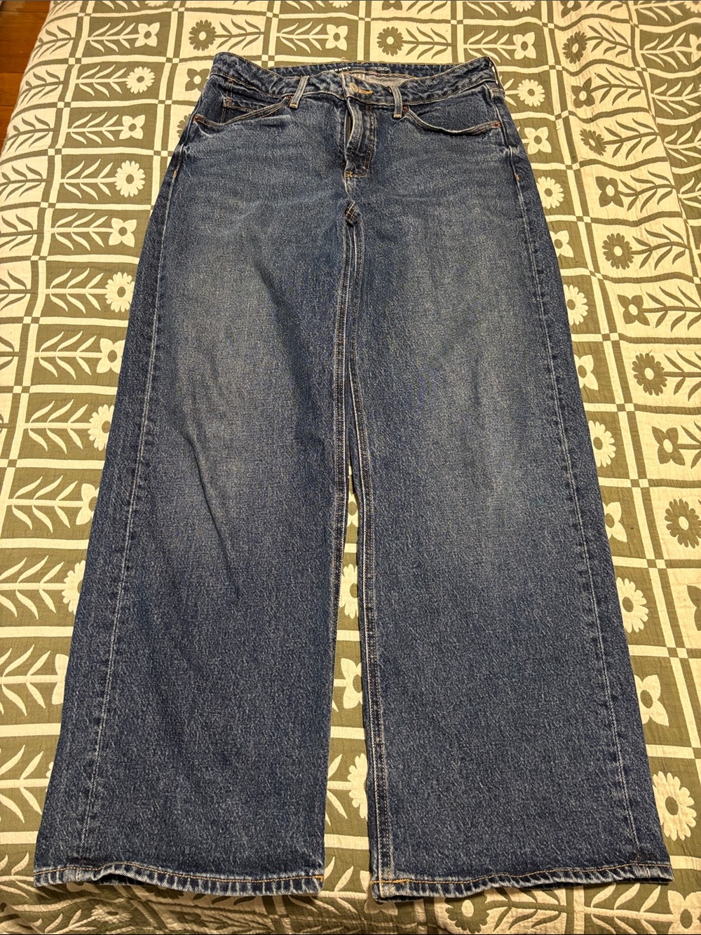 Old Navy Sky-Hi Wide Leg Petite Jeans